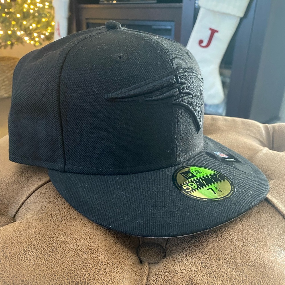 NWT New England Patriots fitted hat